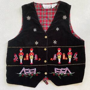 Vintage Casey & Max Black Velvet Embroidered Nutcracker Christmas Holiday Vest